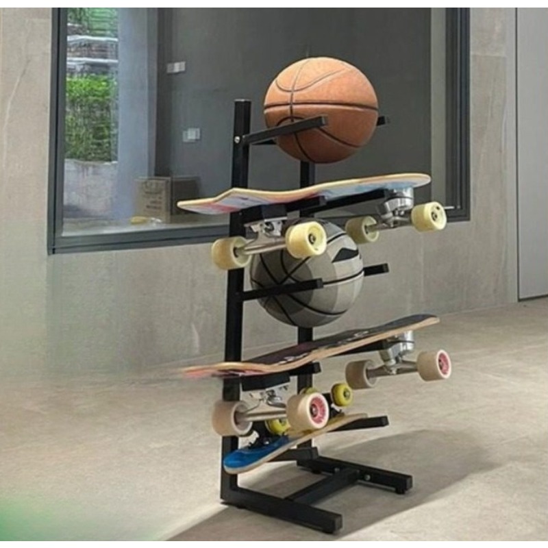 Sports Equipment Rack - Stojak na sprzęt do deskorolki zintegrowany
